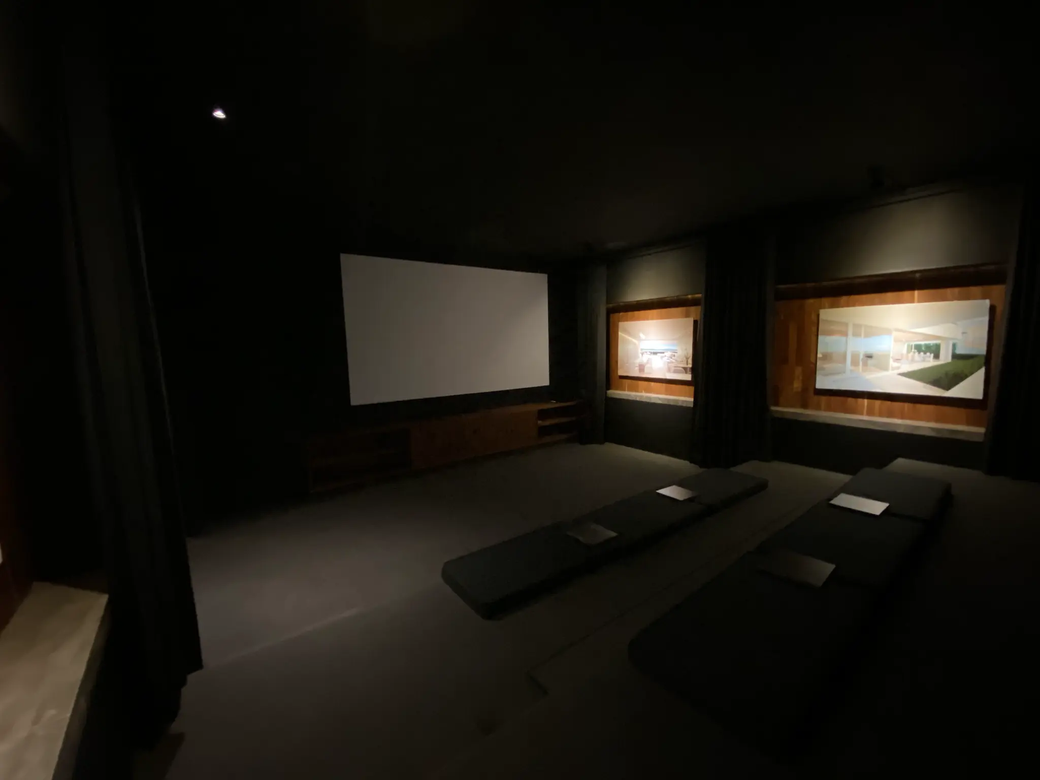 Sala de cine de la Casa Club de Vedana